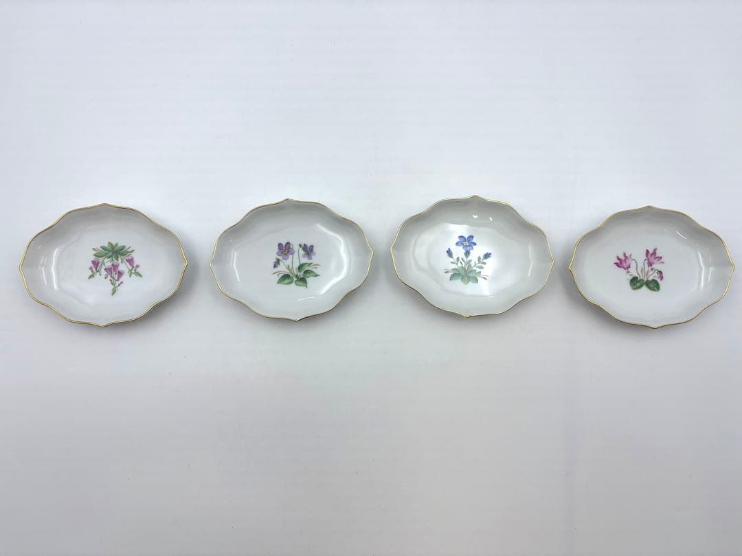 未使用保管品　アウガルテン フラワー 絵変り金彩 ミニプレート 小皿豆皿　7枚