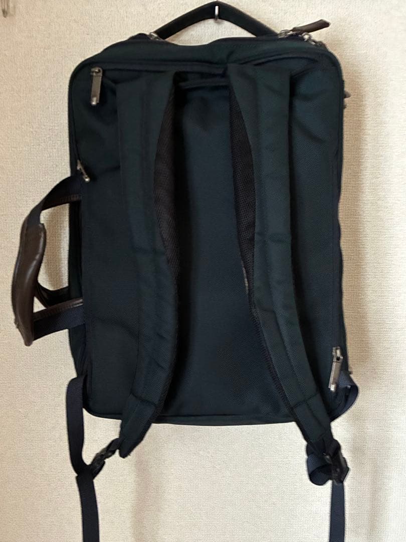 美品　ace ビジネス用ネイビーバックパック