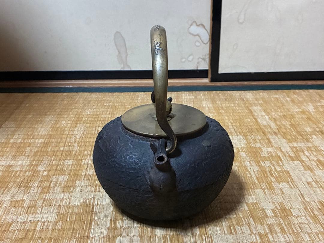 亀文堂 銀象嵌取手 鉄瓶