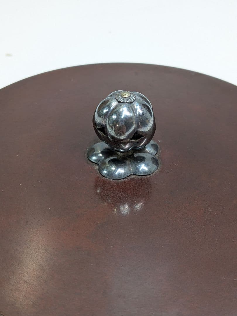 P973 釜師 平松宗信 東陽坊釜 桐地紋 茶道具 共箱 釜鐶 象嵌 筒釜