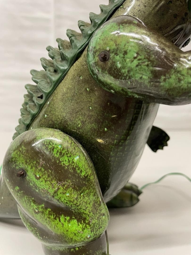 ◆恐怖の地底怪獣バラゴン ブリキ 緑色 ラジコン　09345