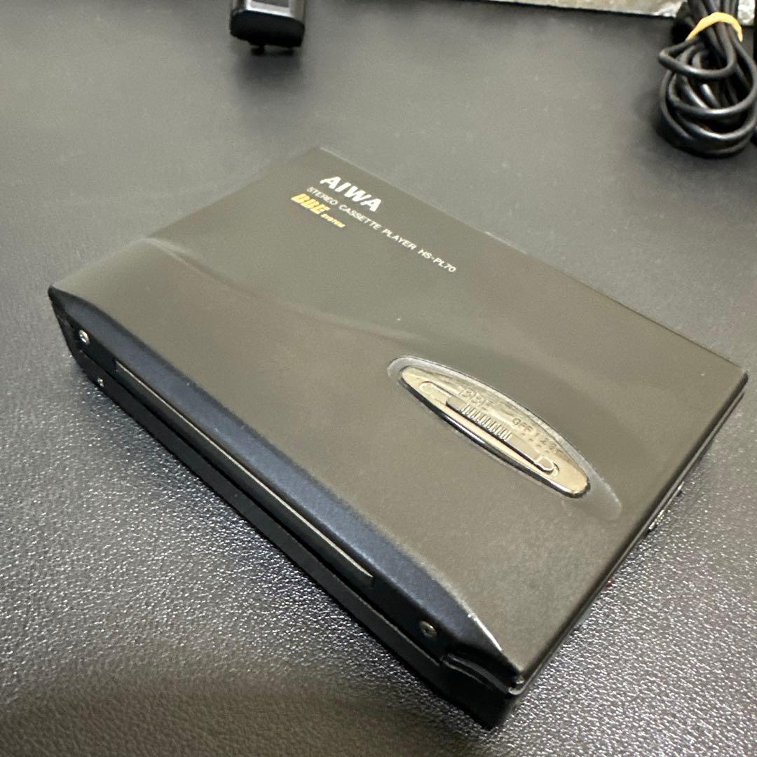 アイワAIWA HS-PL70ポータブルカセットプレーヤー通電確認済　ジャンク品