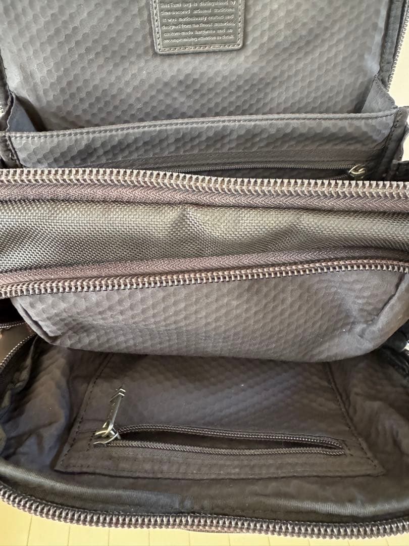 くろ様 TUMI ビジネスバッグ ブラック