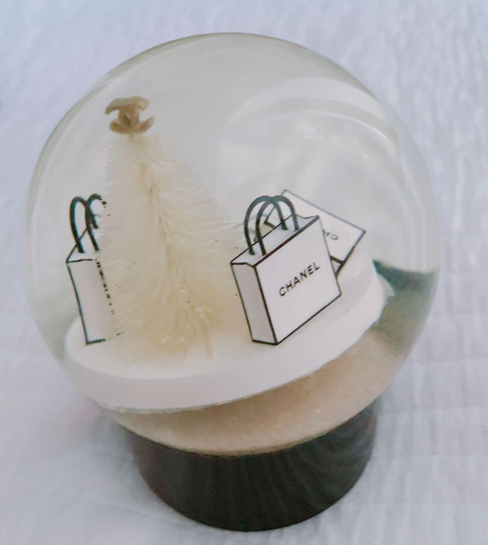 新品 CHANEL スノードーム クリスマスツリー