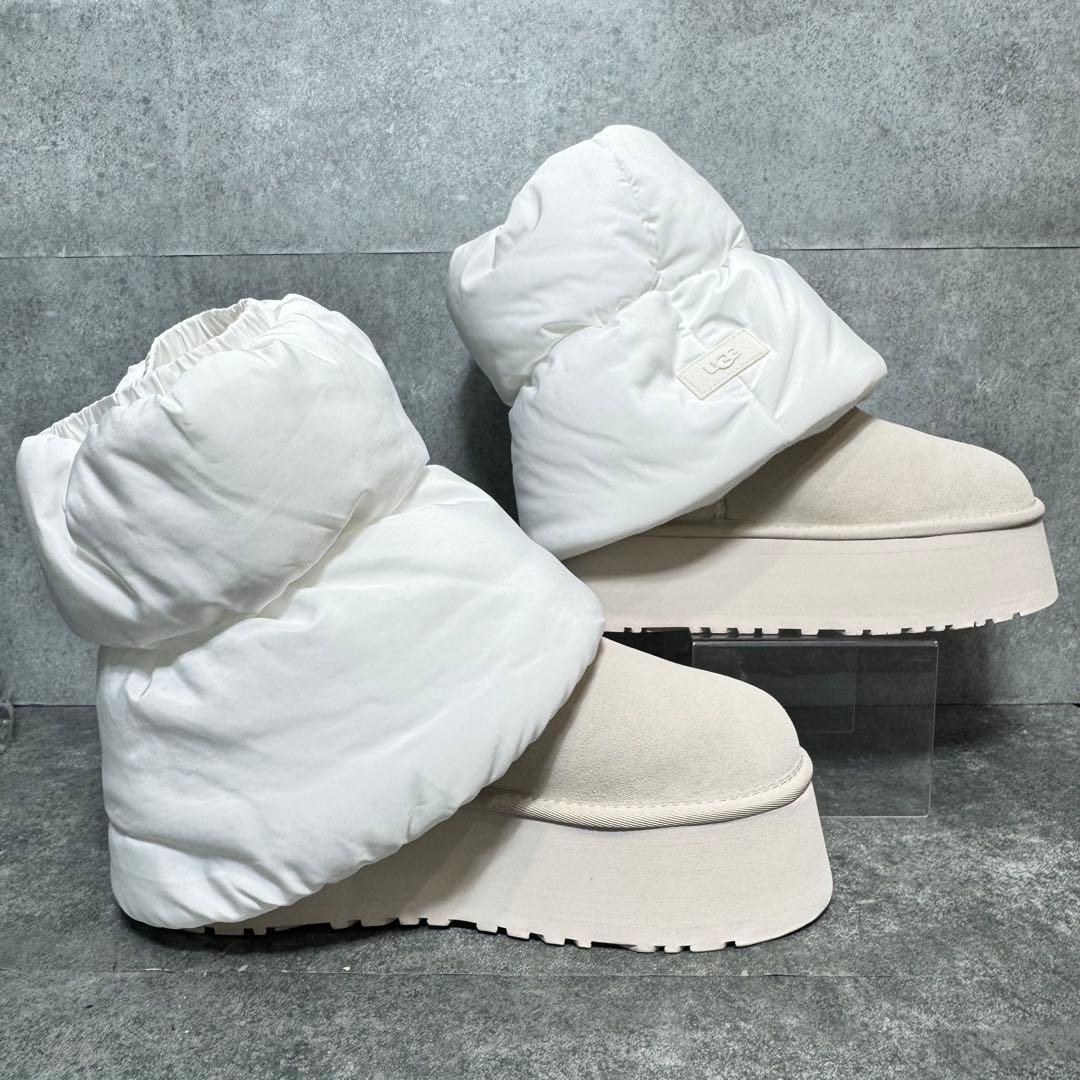 【新品未使用】UGG クラシックミニ ディッパー パッファー ホワイト 23cm