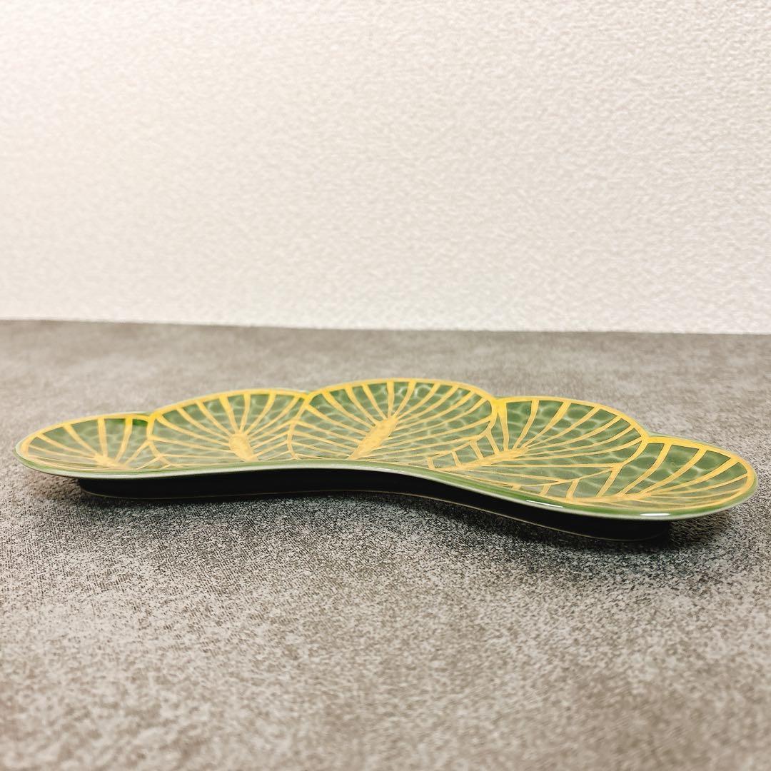 有田焼　幸楽窯　錦茶緑金松葉形前菜皿　銘々皿4点セット