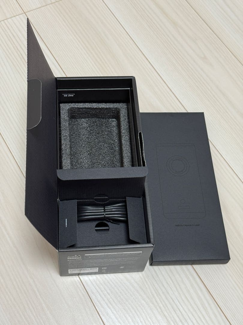 Nebula Capsule 3 Laser プロジェクター