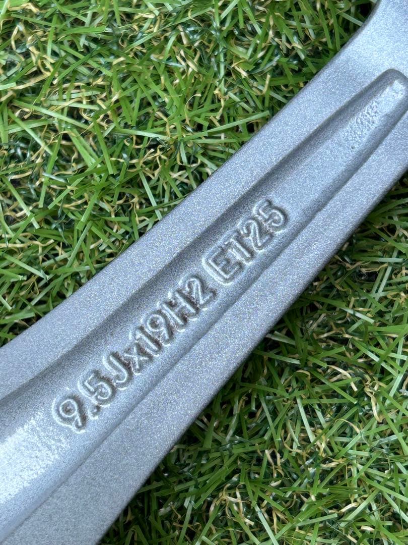 メルセデスベンツAMG E63 純正19インチ ホイール　ヨコハマ　IG60