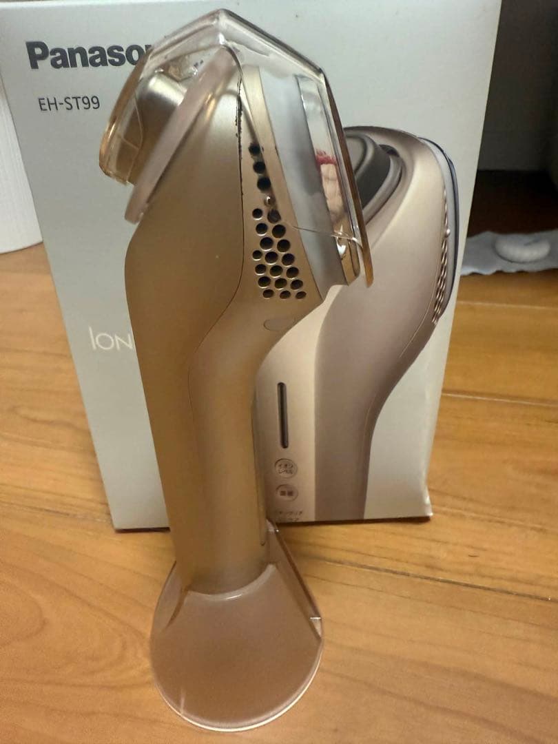 Panasonic イオン導入美顔器 EH-ST99 ゴールド