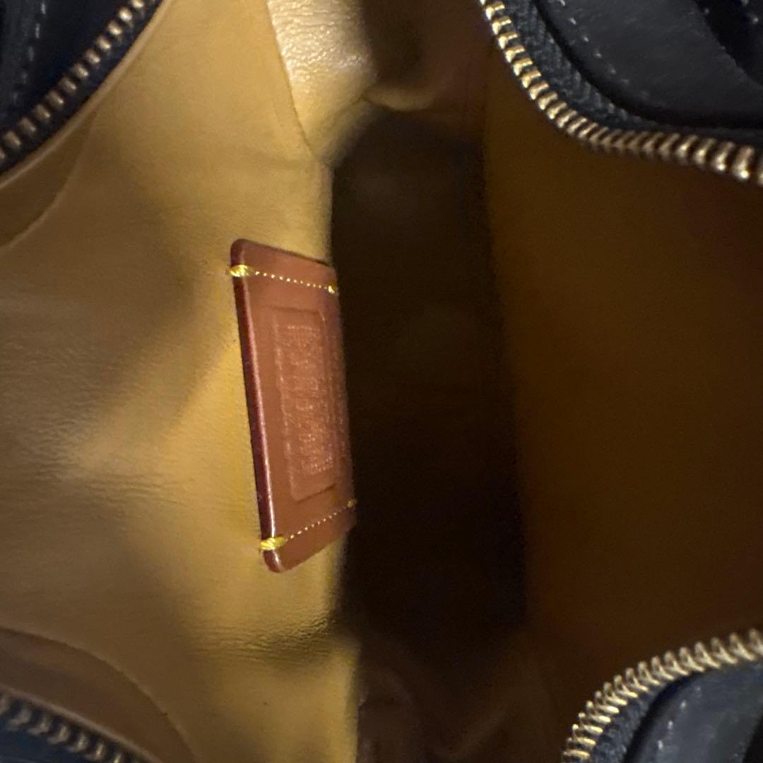 【完売品】COACH 黒 星型 ショルダーバッグ