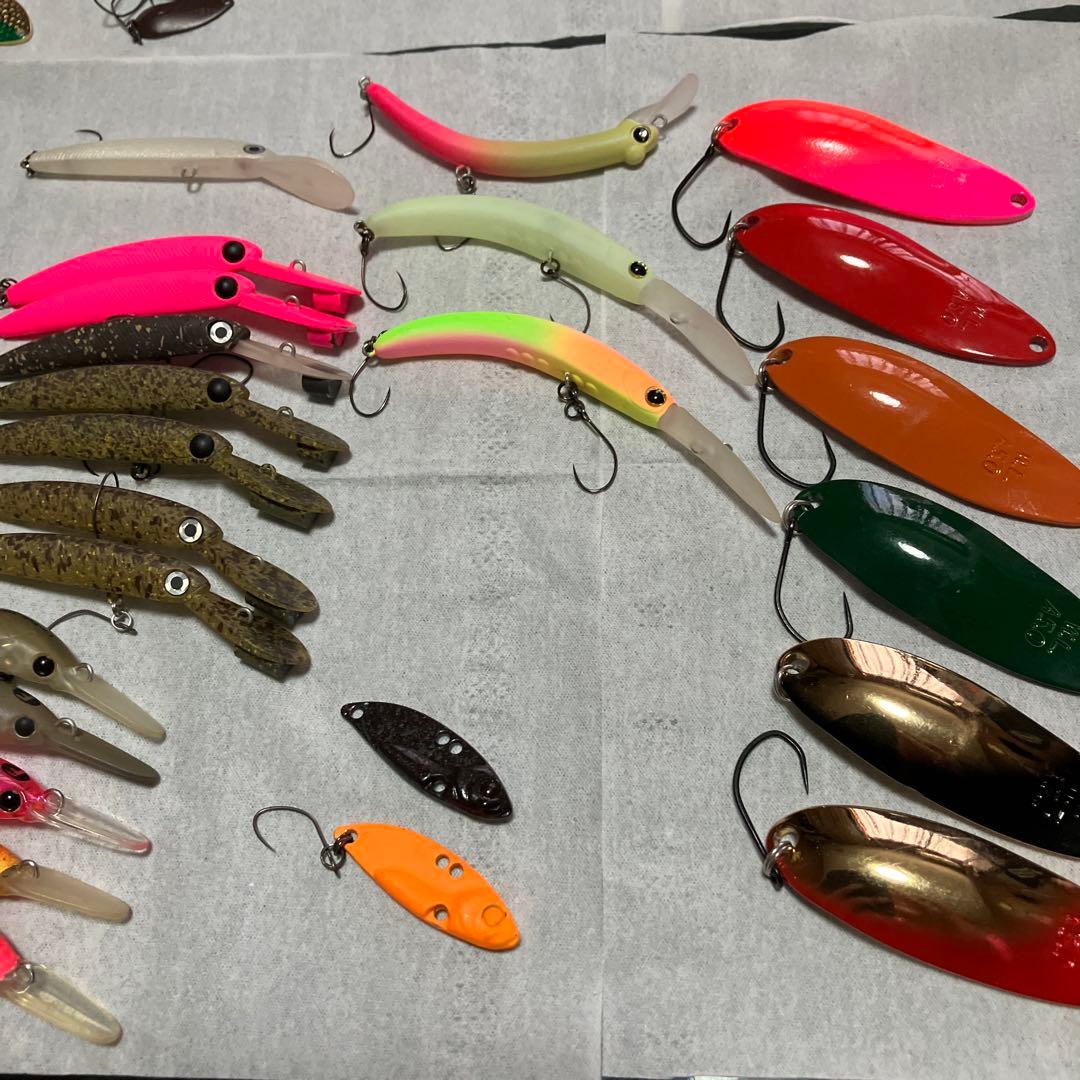 値下可　エリアトラウト　ルアー　セット　スプーン　プラグ　フック　スナップ