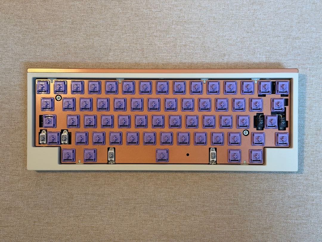 キーボード Mode Tempo Cream