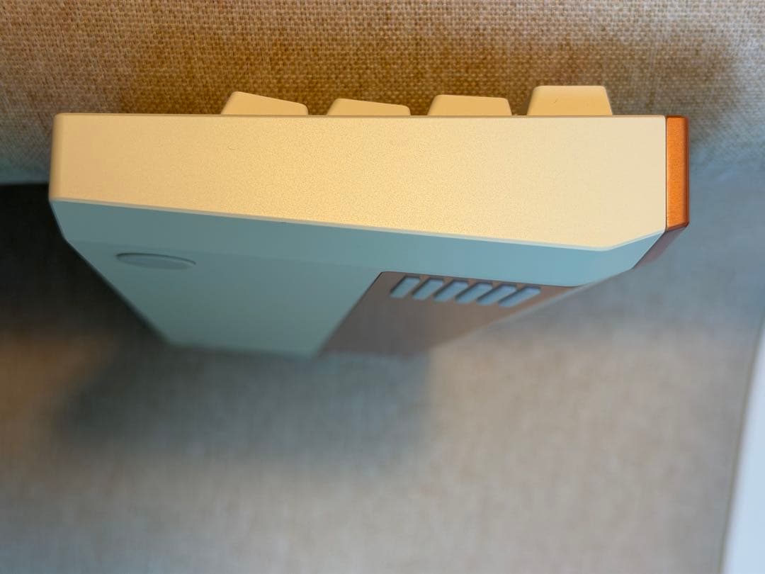 キーボード Mode Tempo Cream