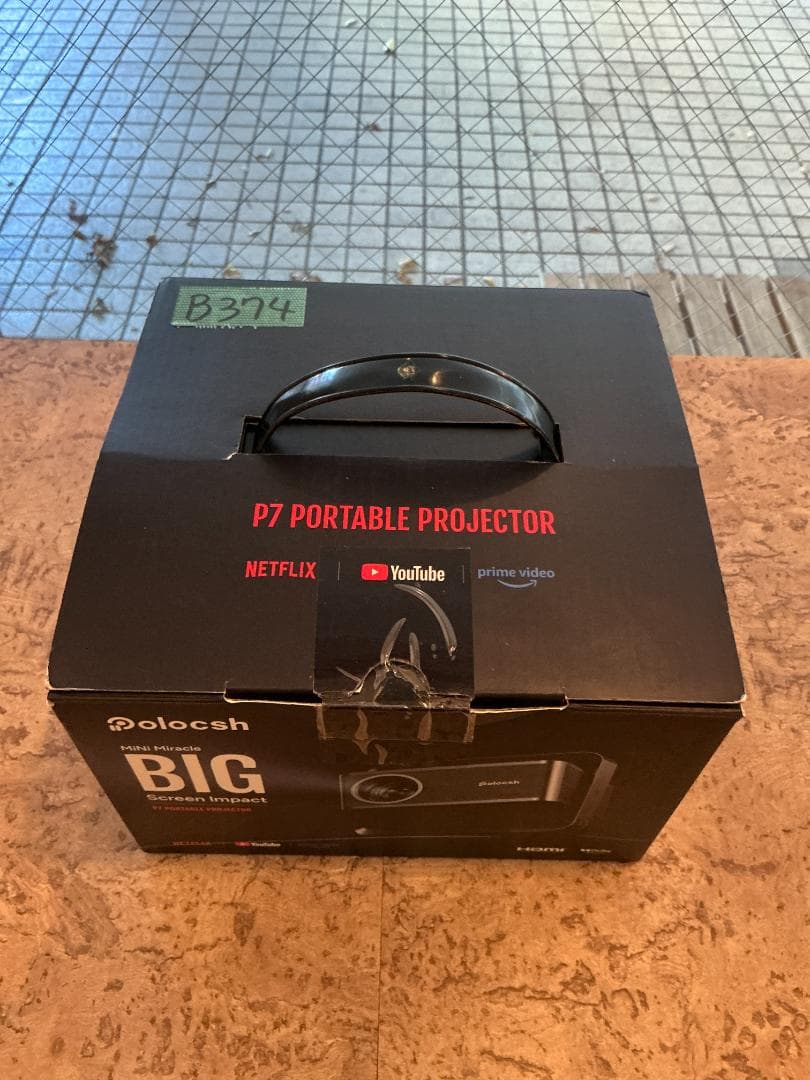 プロジェクター 家庭用 1080P 4K対応