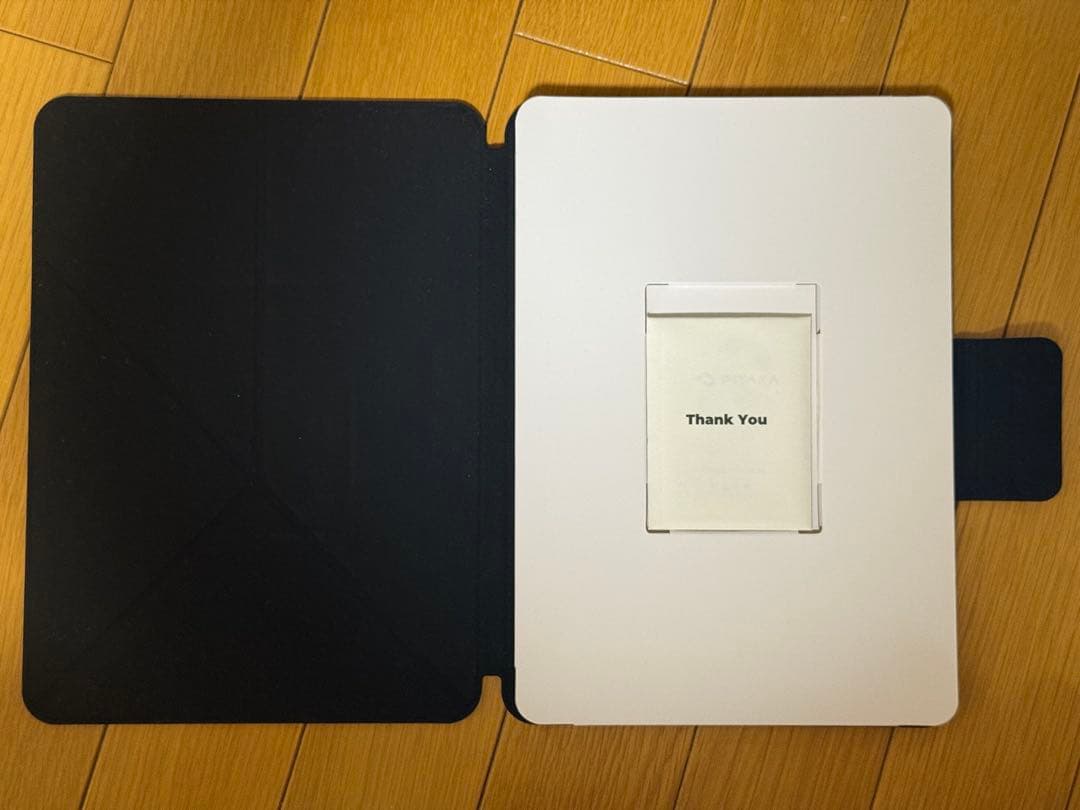 PITAKA MagEZ Folio 2 ＆ Pita Flow charger