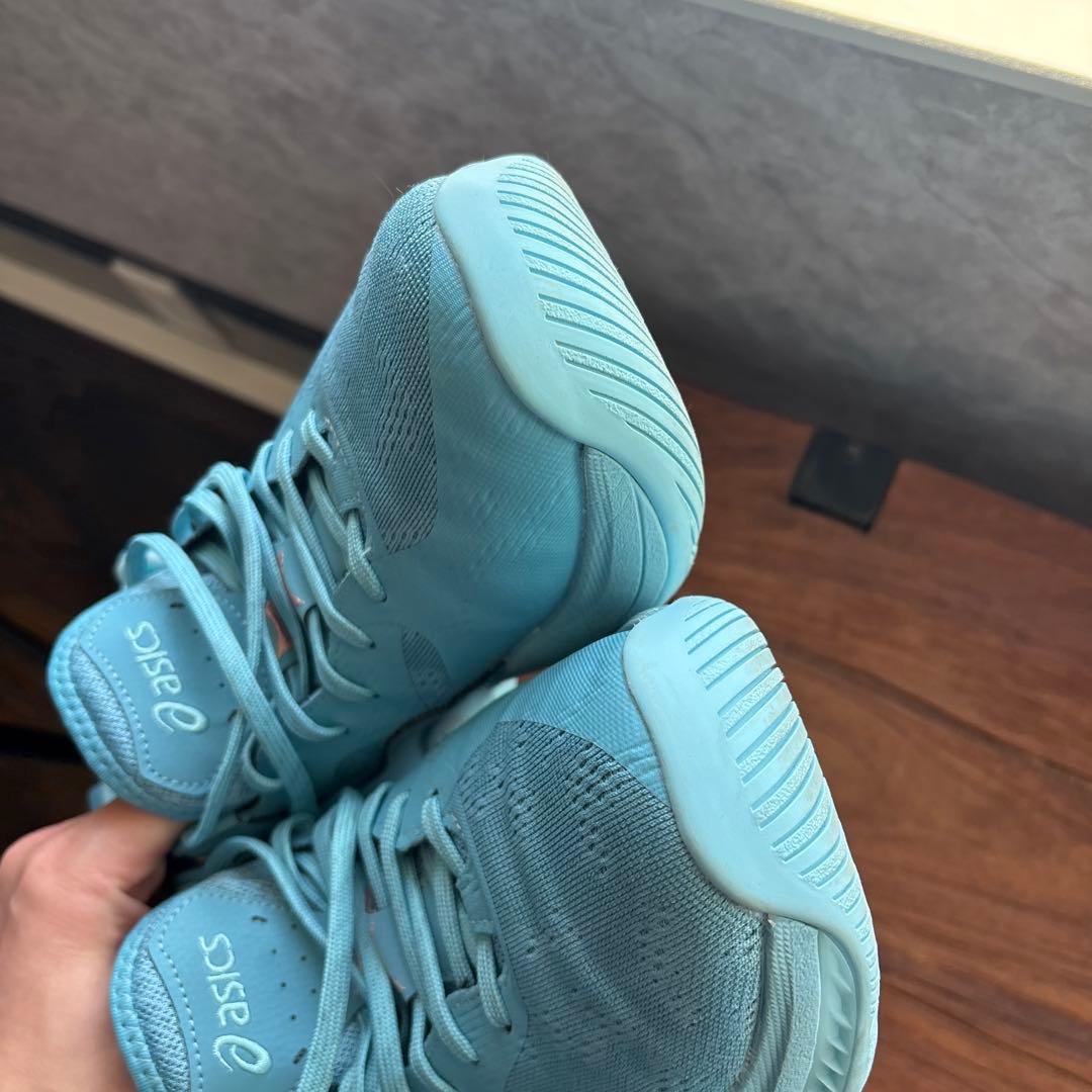 水色 バスケットボールシューズ　27.5センチ