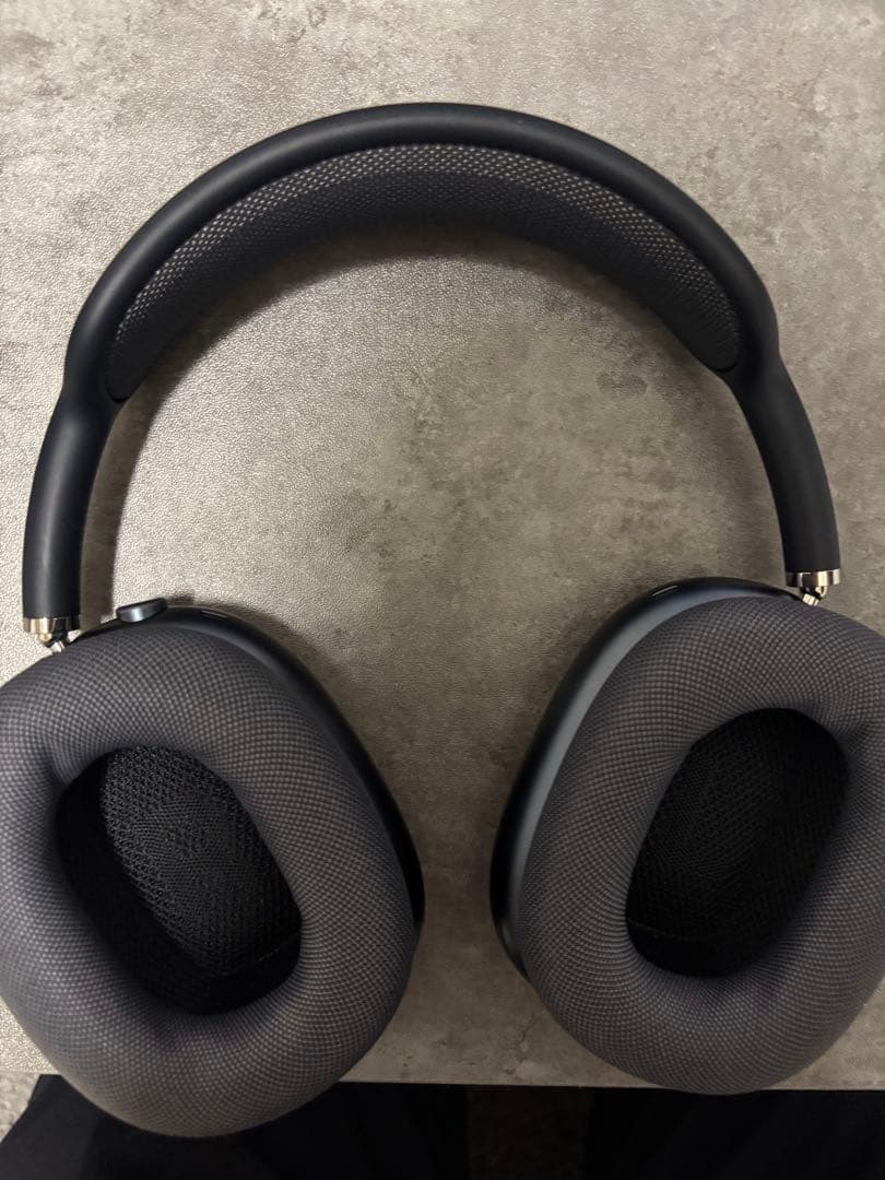 AirPods MAX 箱　充電コード有