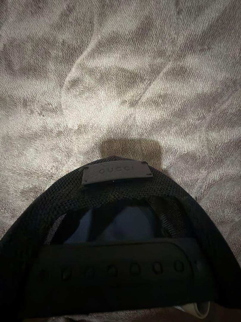 GUCCI ブラック ベースボールキャップ