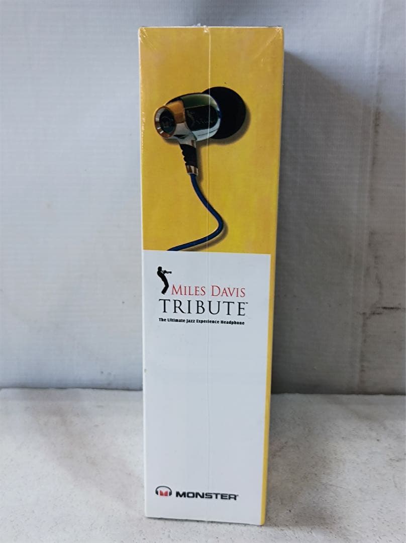 八6083【新品】MONSTER MILES DAVIS TRIBUTE