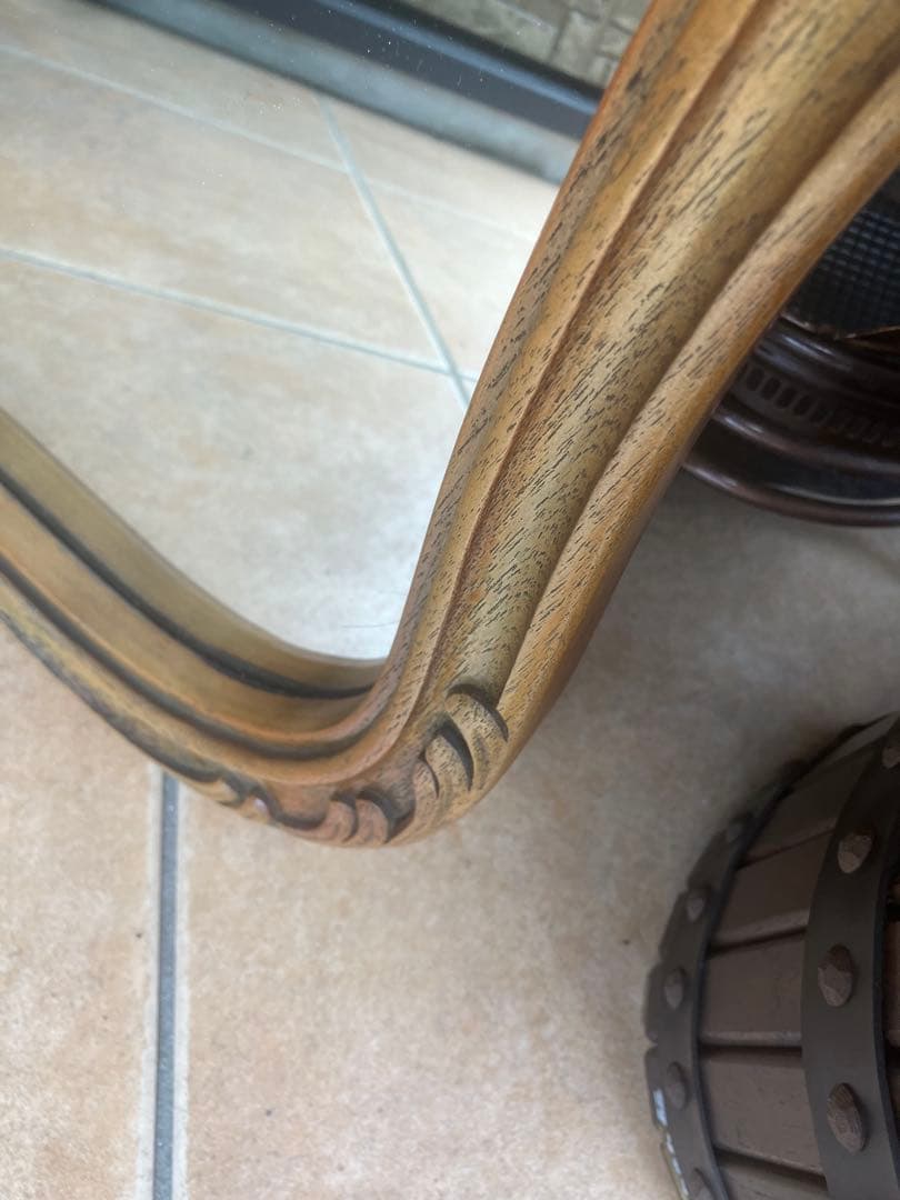 アンティーク調　木製　デコラティブフレーム　ウォールミラー　壁掛け