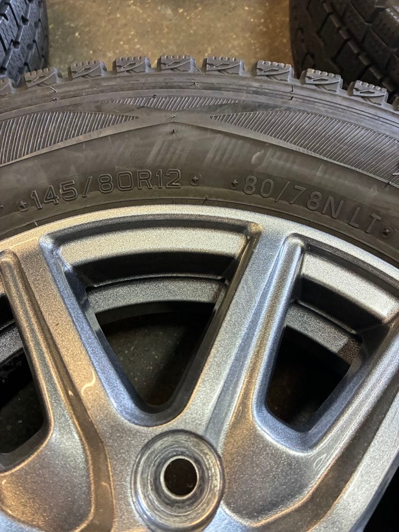145/80R12LTスタッドレスセット❗️