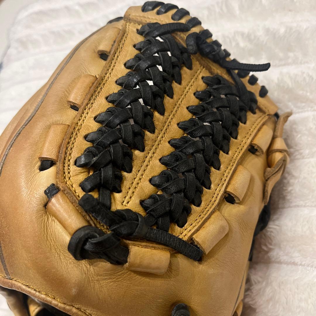 ローリングス　硬式オーダー内野手用　グローブ　袋、ホルダー付き