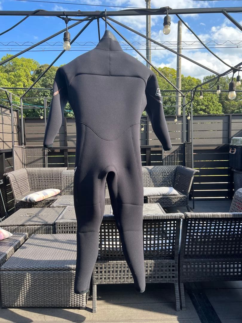 ウエットスーツ新中品‼️期間中値下げ中‼️