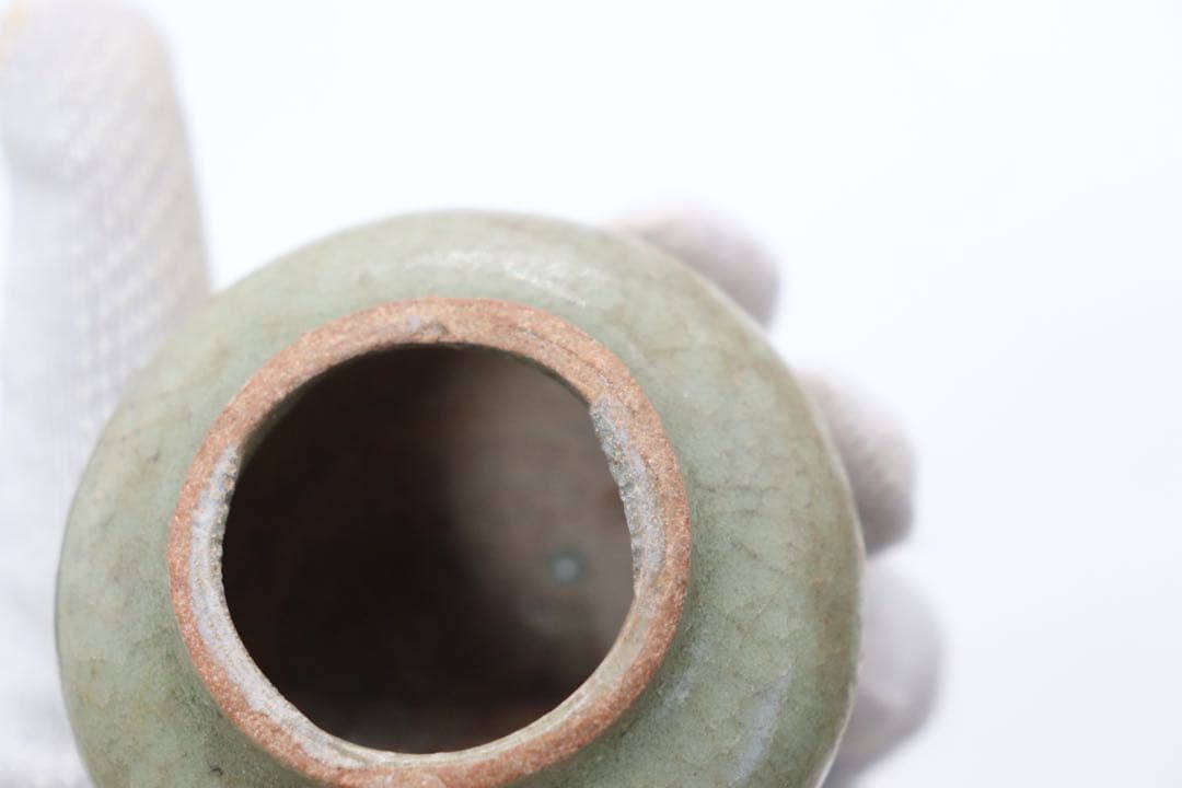 中国　宋時代　青磁小壺　龍泉窯　茶入　木箱付　送料込み250204