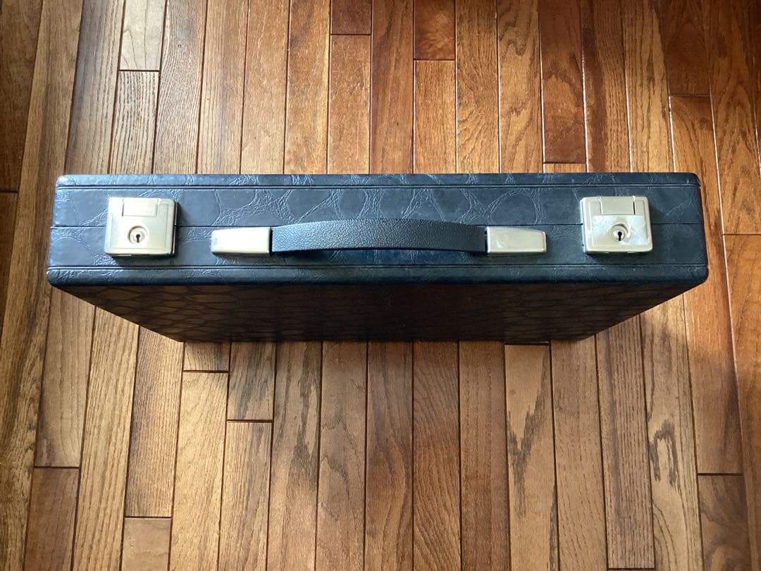 BRUNEL社イタリア製銀製立体女神レリーフ　額入り豪華ケース　カットガラス版