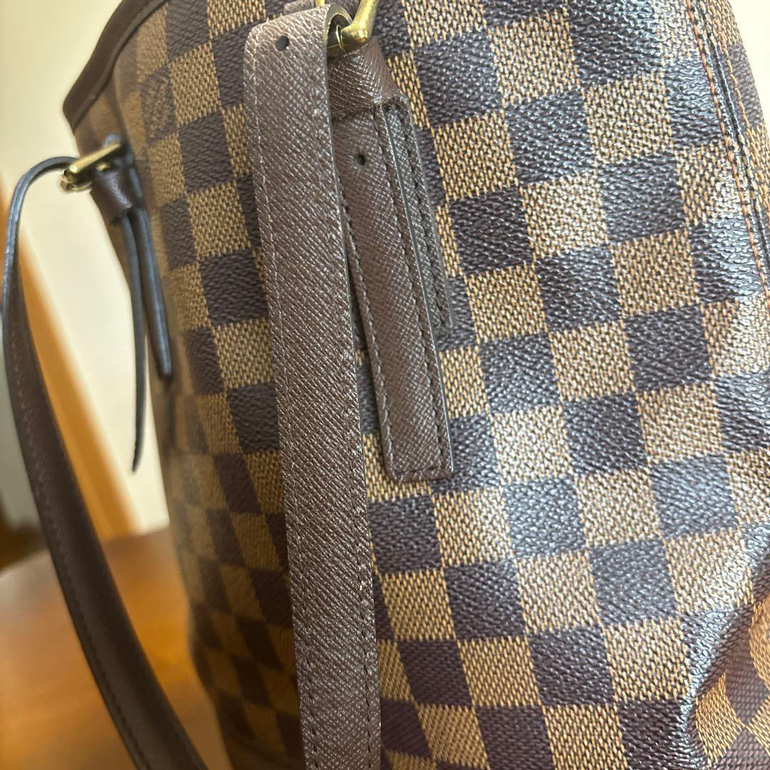 ルイヴィトン　マレ　ダミエ柄ブラウンレザーハンドバッグ