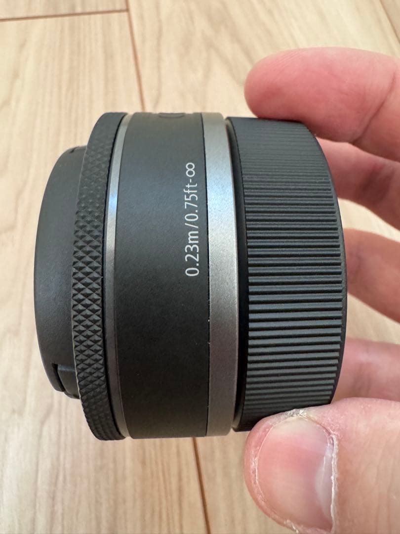 Canon RF 28mm f/2.8 STM レンズ