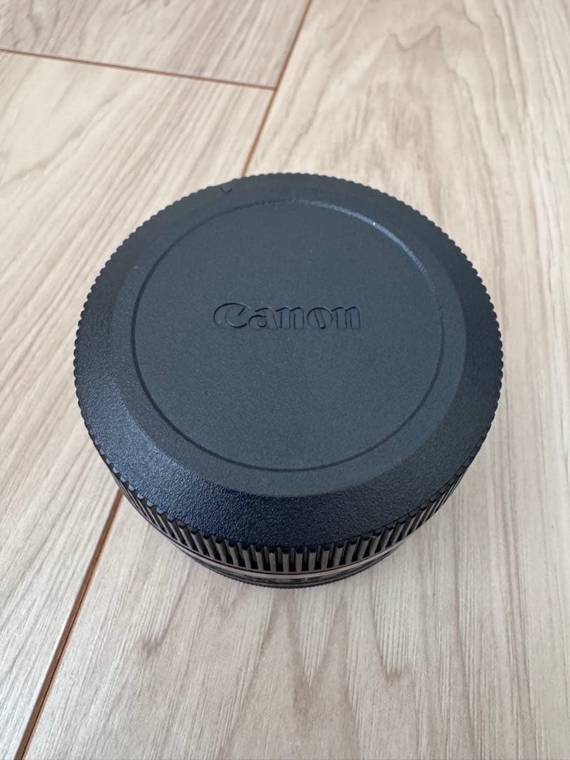 Canon RF 28mm f/2.8 STM レンズ