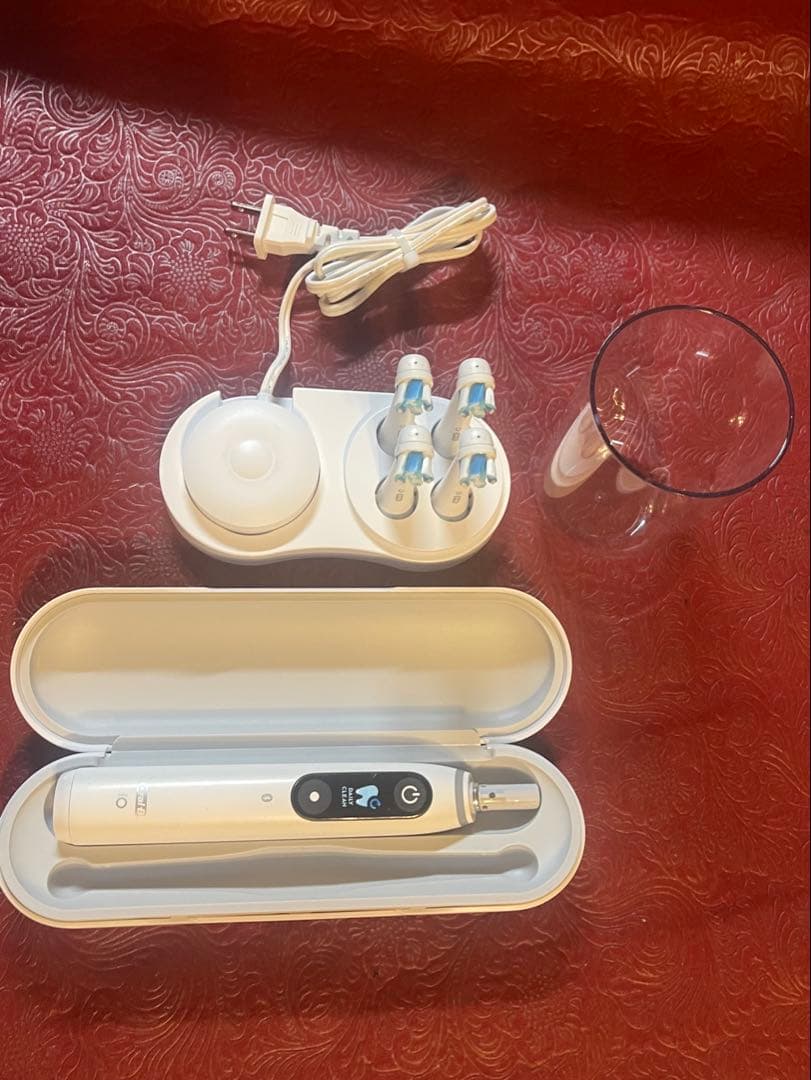 BRAUN Oral-B iO8 最上クラス　新品・未使用品/その他