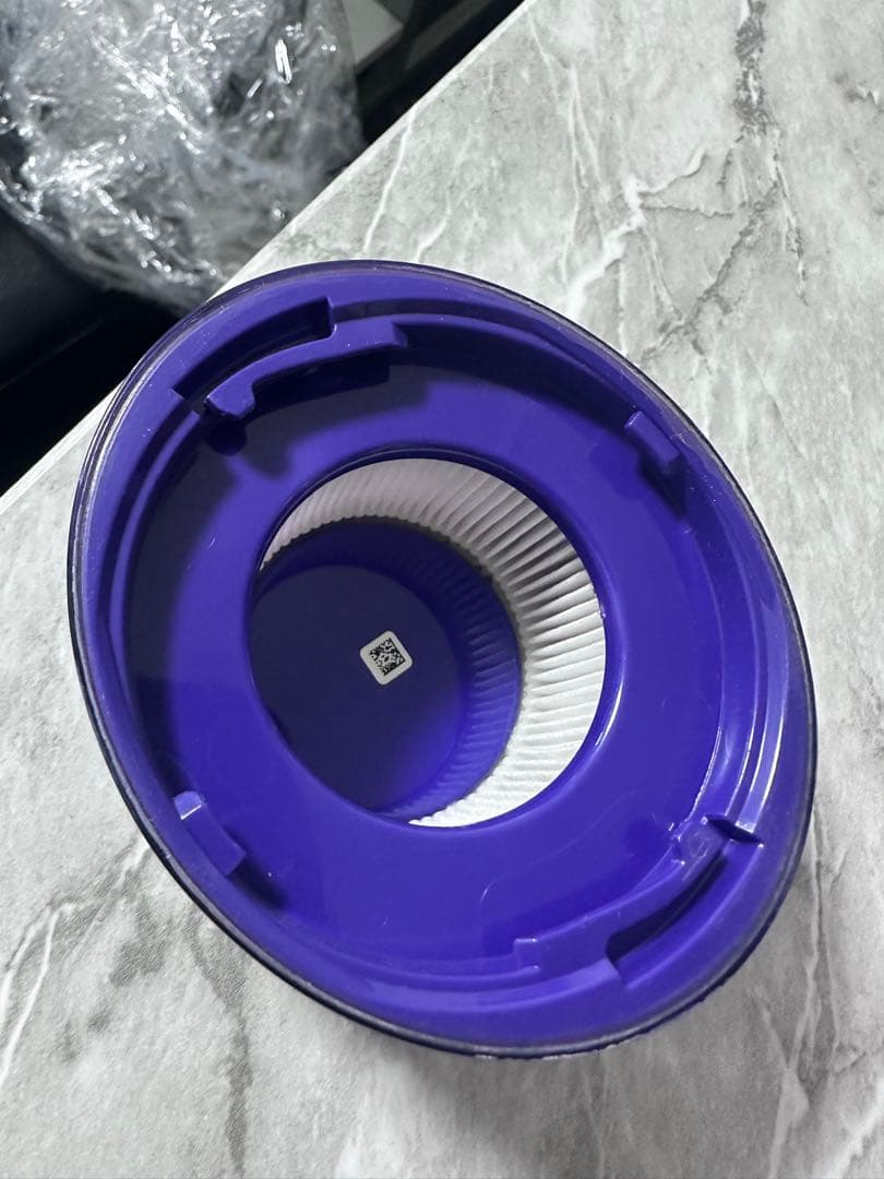 dyson ダイソン　V8 Slim Fluffy SV10K