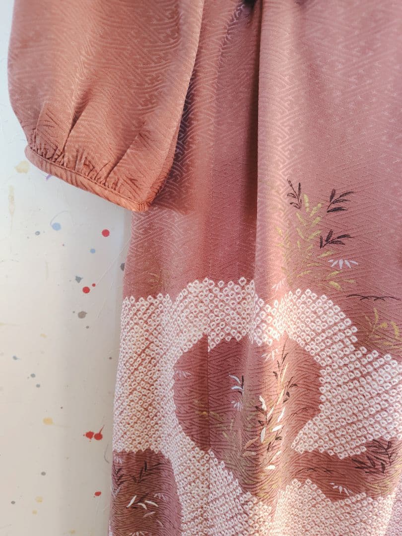 身幅53【紋付き-紗綾形地紋ワンピース】着物リメイク