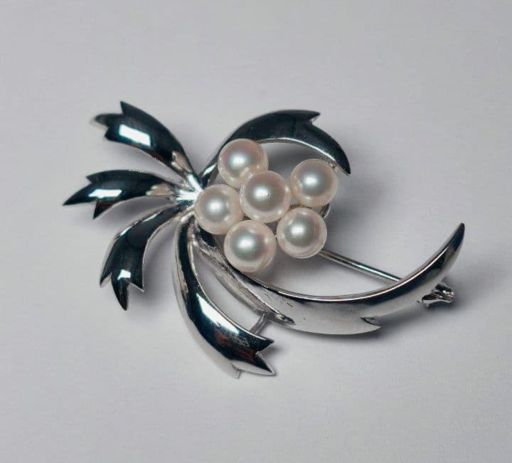 【美品 最高級!!】ミキモト ブローチ パール フォーマル 6珠 皇室御用達