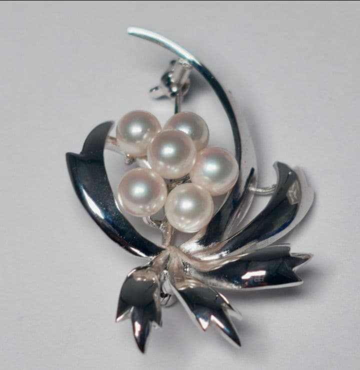 【美品 最高級!!】ミキモト ブローチ パール フォーマル 6珠 皇室御用達