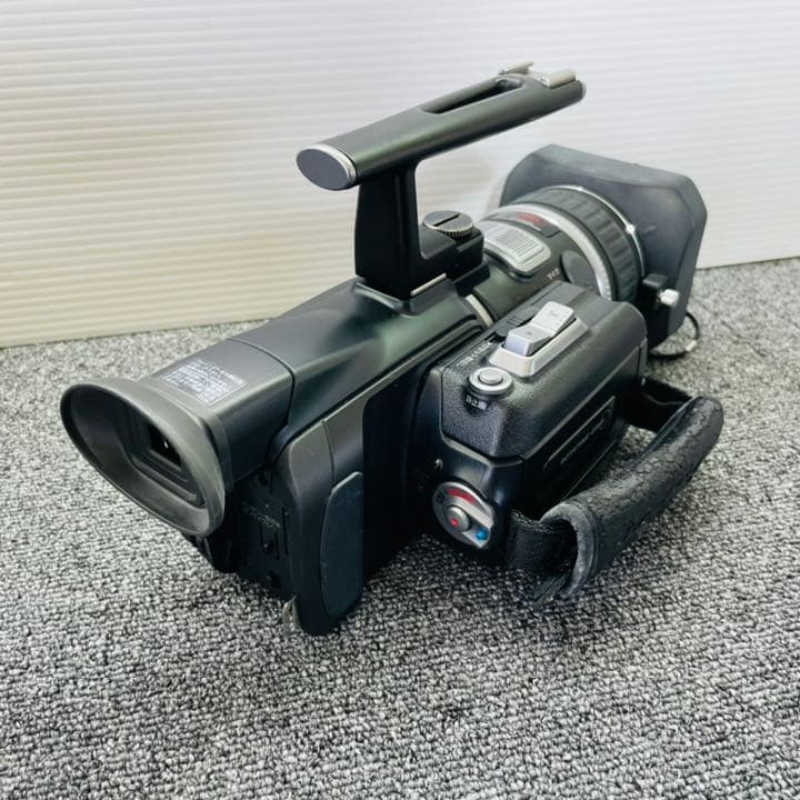 【ユヌ】Victor ビデオカメラ　JY-HD10 デジタルハイビジョン
