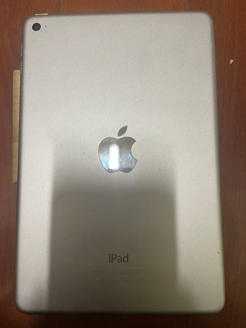 iPad mini 第4世代 ホワイト　Wi-Fiモデル　64GB apple