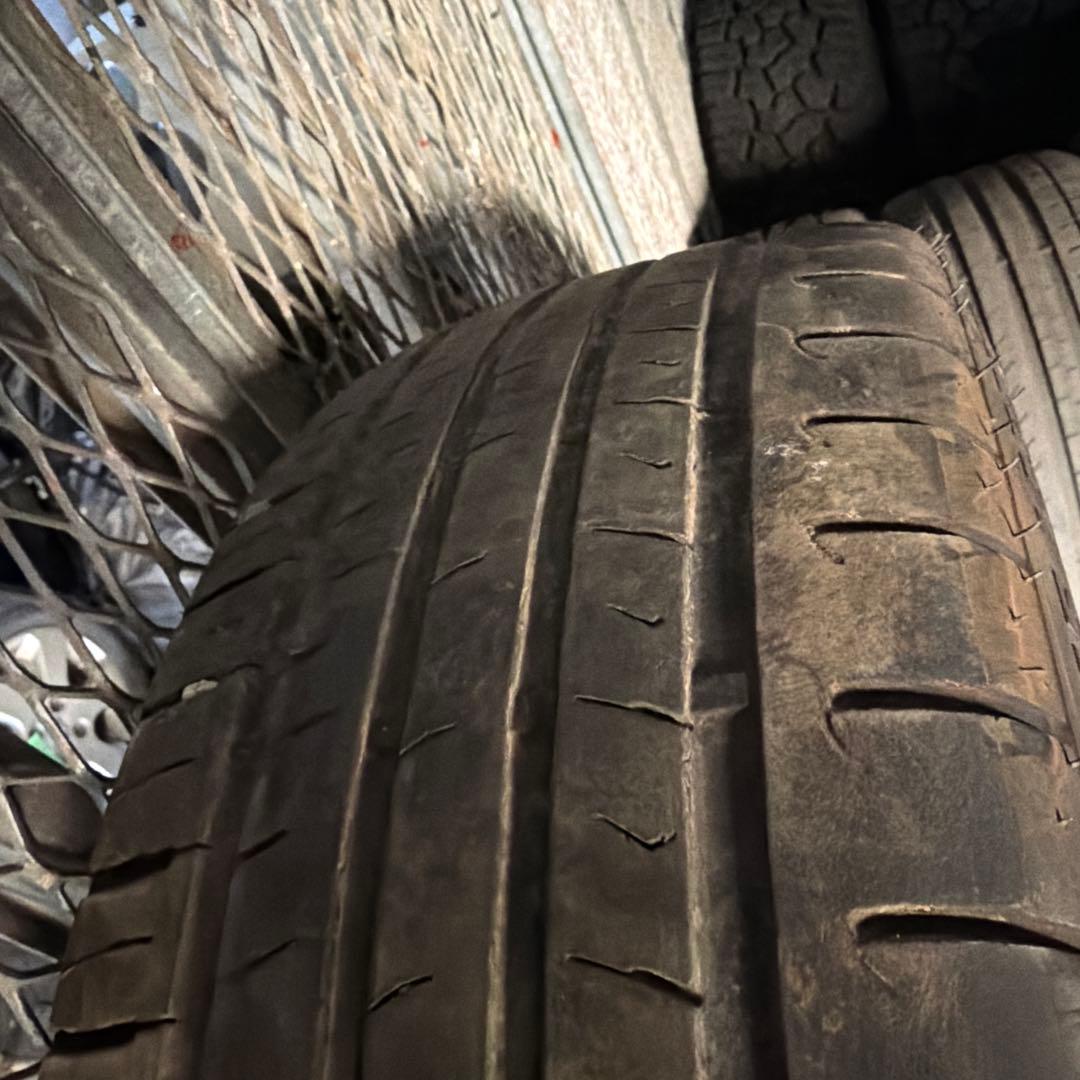 トヨタ　30プリウス純正17インチ タイヤ・ホイールセット 215/45R17