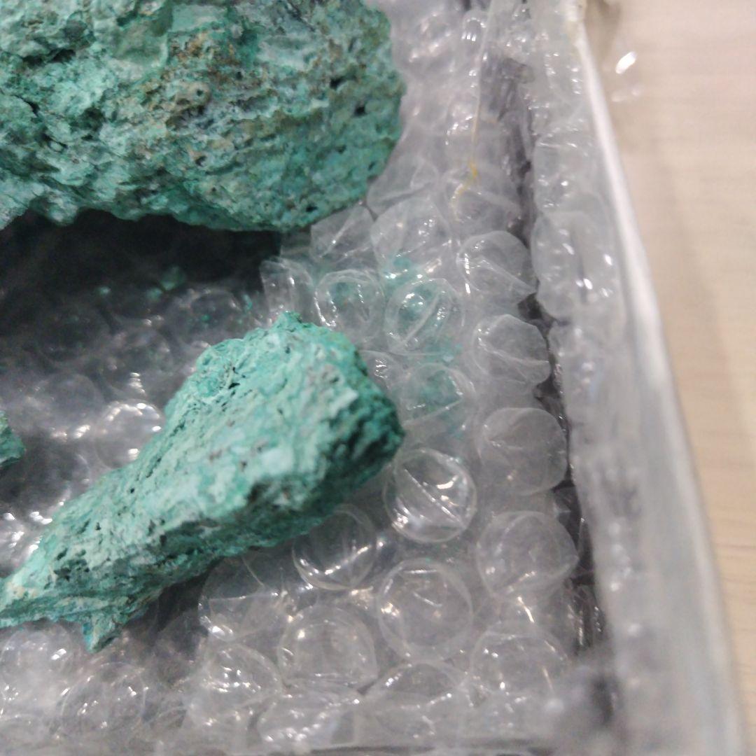ターコイズ原石約600ｇ程度