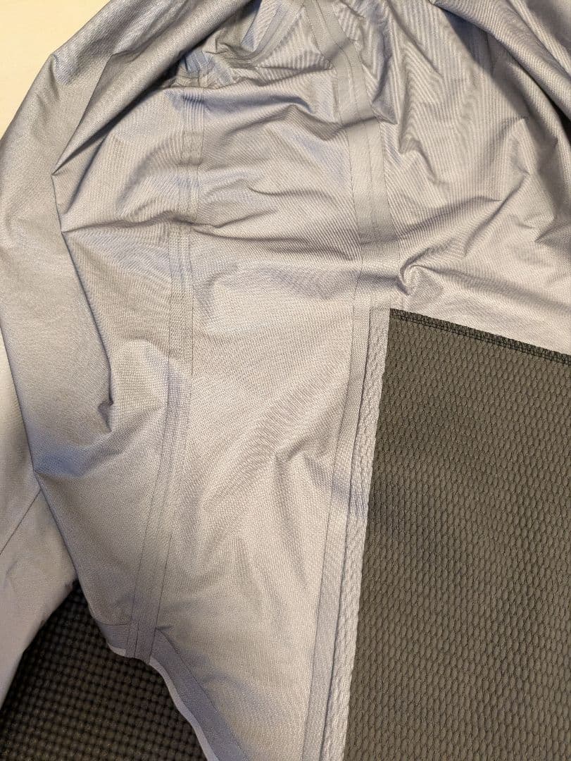 CASTELLI　TEMPESTA LITE JACKETサイズM