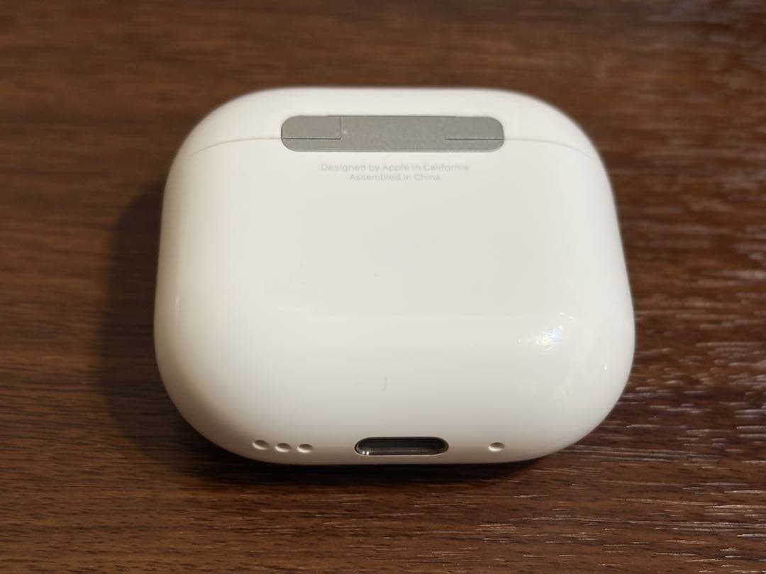 AirPods 4 本体 ノイズキャンセリング