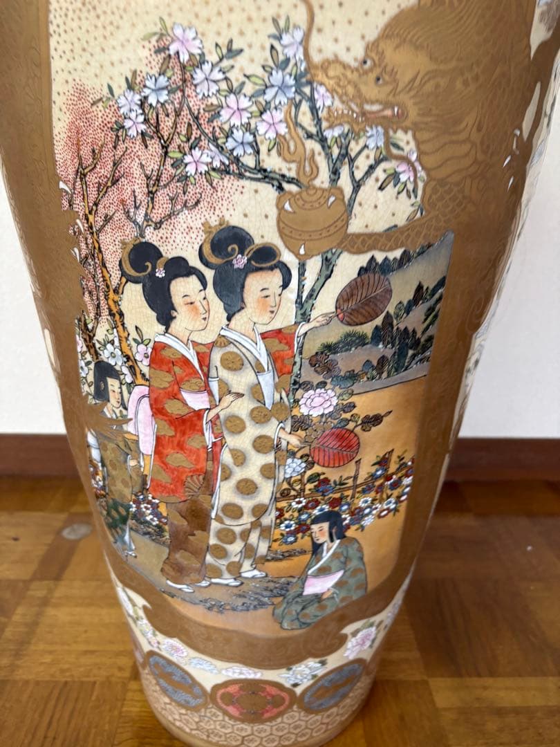 大型花瓶（飾り壺）置物