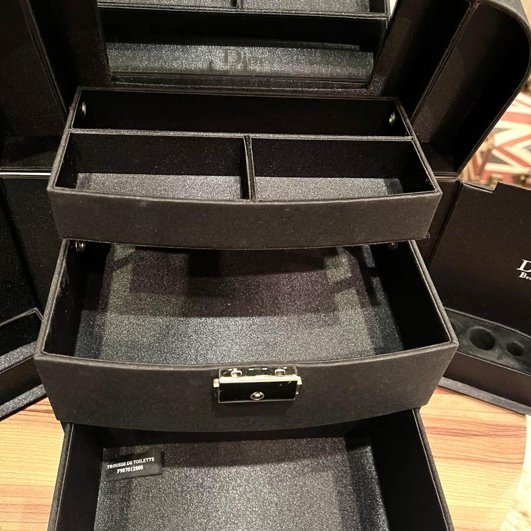 ✨希少✨美品✨Dior ディオール メイクボックス 3段 ミラー付 ブラック色