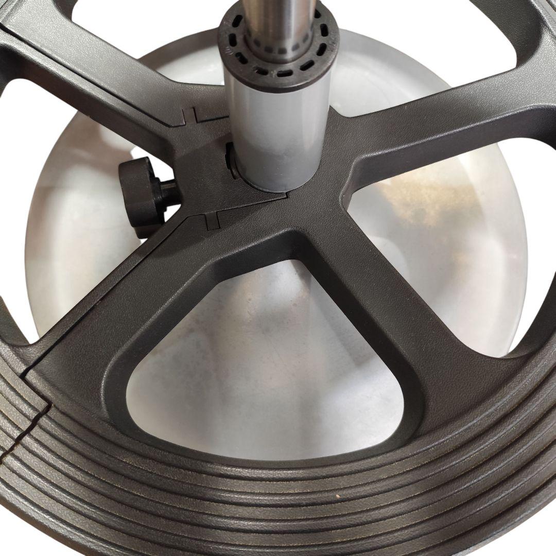 【美品 クッション 足置付】アーユルチェア ルナ 丸ベースタイプ レッド 赤