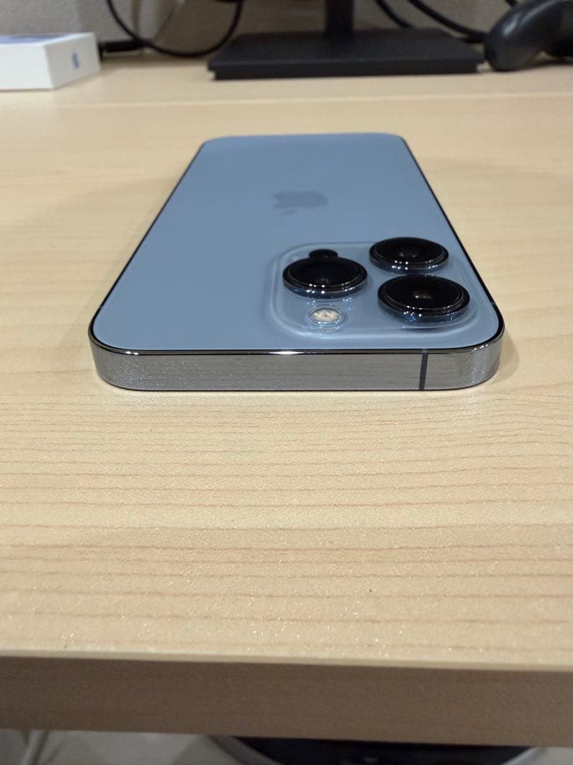 Apple iPhone 13 Pro ブルー本体