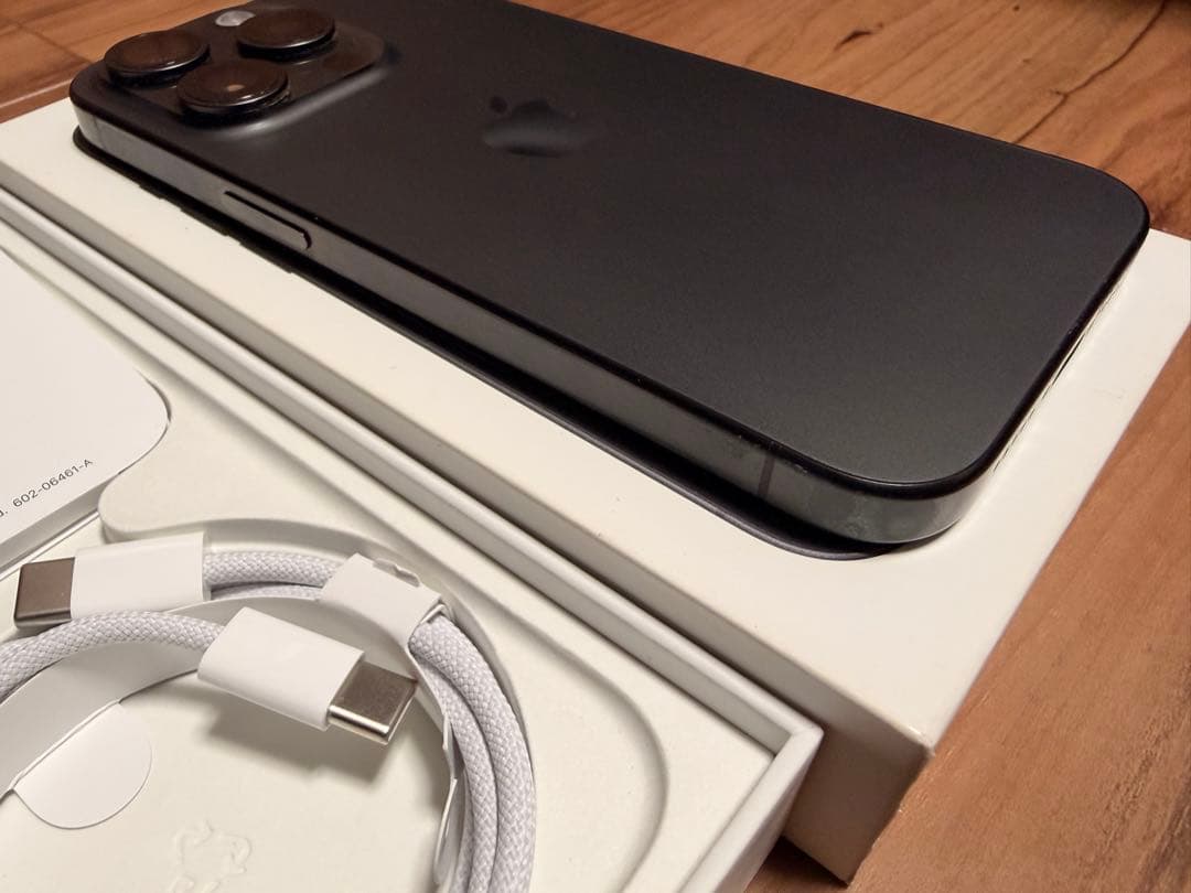 スマートフォン本体 Apple iPhone 15 Pro 128GB Titanium Black