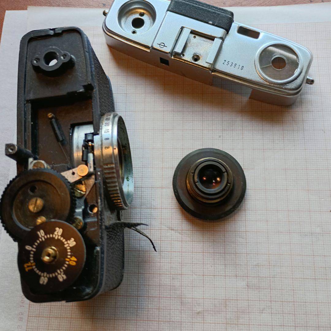 フィルムカメラ【重整備、完動品】オリンパスペンS2.8