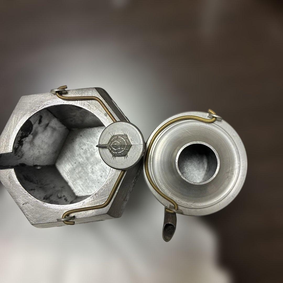 八角形茶釜 龍彫刻 金属製